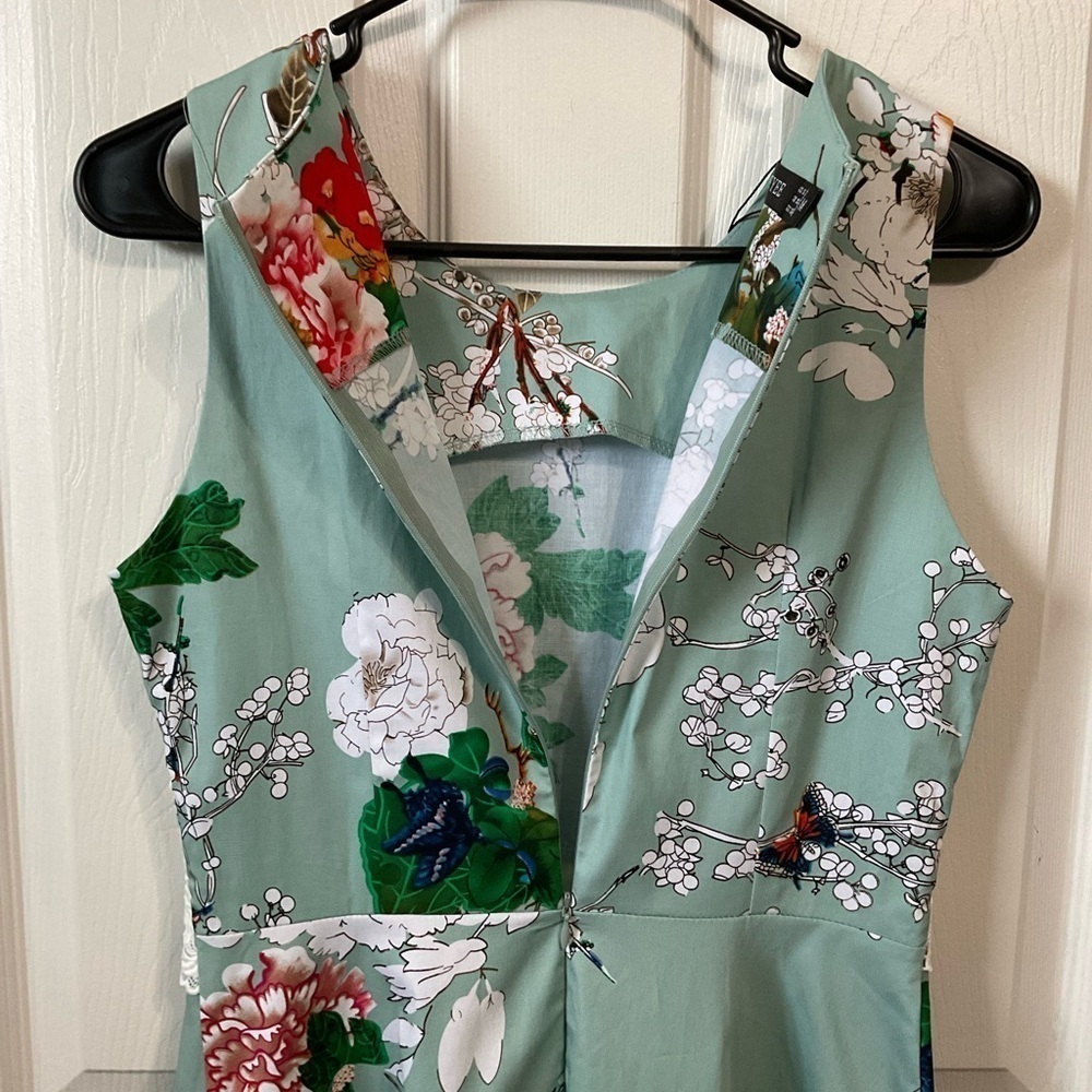 Homeyee dress. NWT Sleeveless. Size 6. - Picture 8 of 9